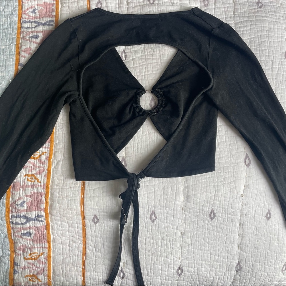 Top - Picture 2 of 2